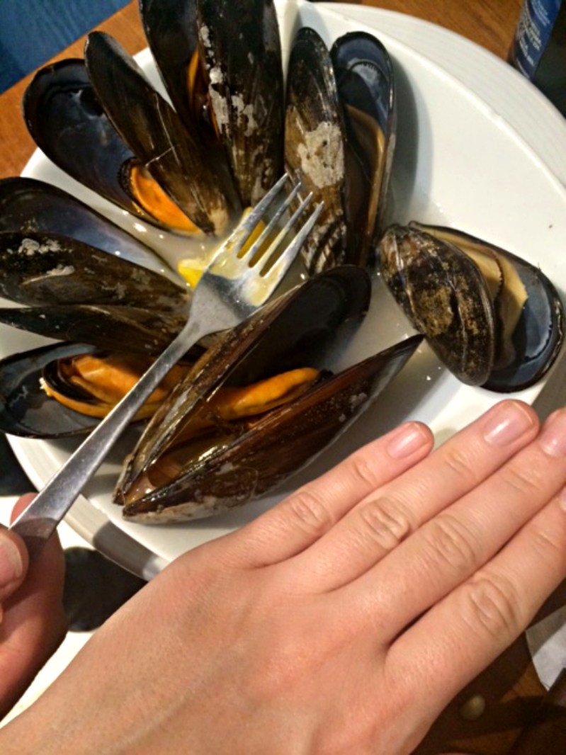 Amazing steamed mussels from Eslava. This place has some of the best food in Seville!